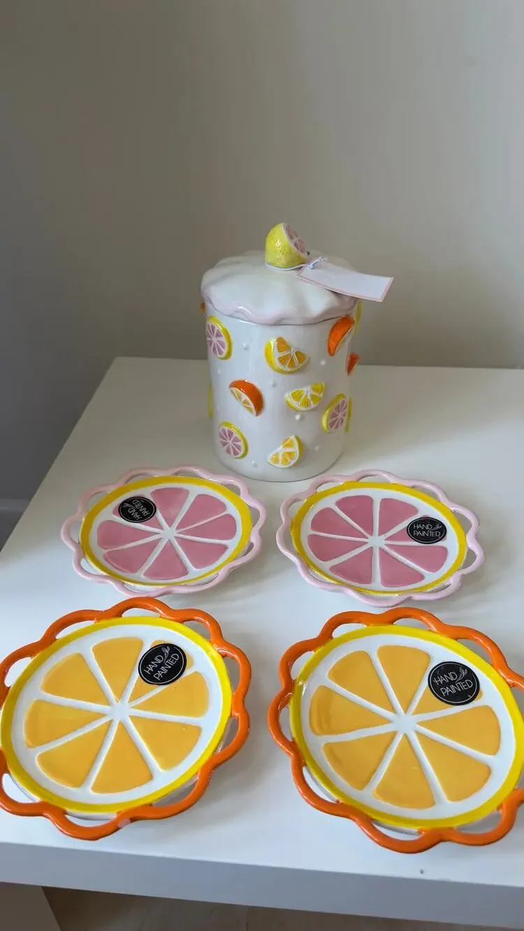 Hand-Painted Citrus Canister & 4 Plate Set